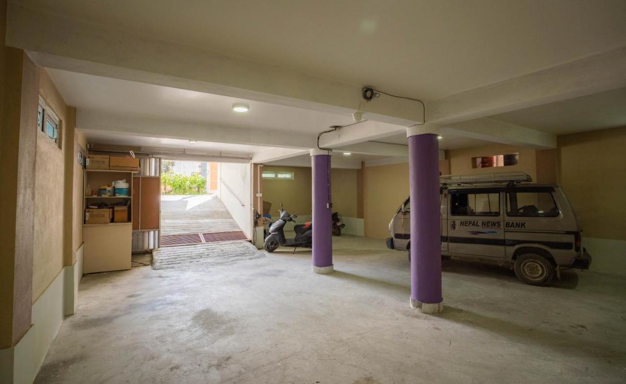 House Of Forrest, Service Apartments カトマンズ エクステリア 写真